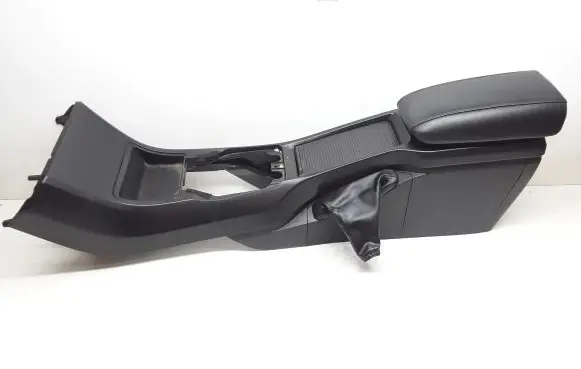 Volvo V40 Center console 08632777 01302313