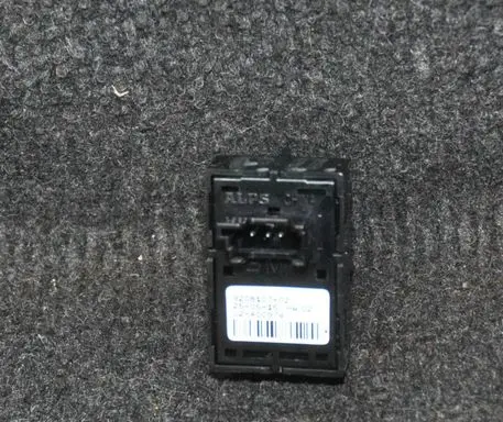 BMW 2 F46 Electric window control switch 9208107