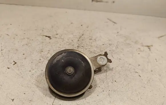 Mitsubishi L200 Horn signal