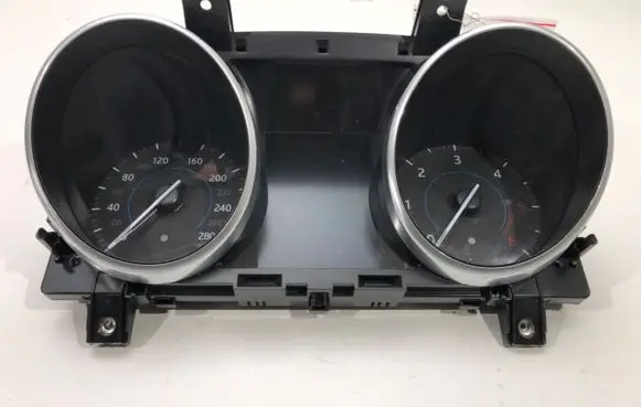 Speedometer (instrument cluster)