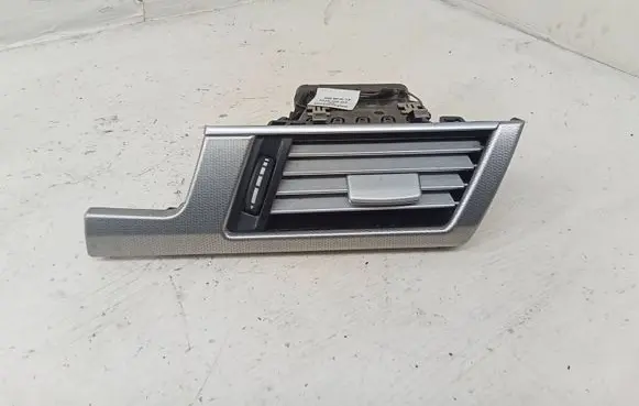 Mercedes-Benz E W212 Dashboard side air vent grill/cover trim 2128204004