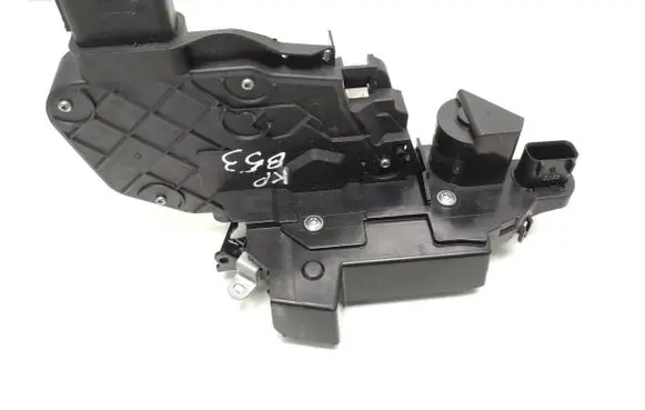 Volvo XC70 Front door lock 014521801