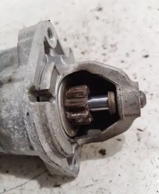 BMW 5 E60 E61 Starter motor lrt00119 p0140485