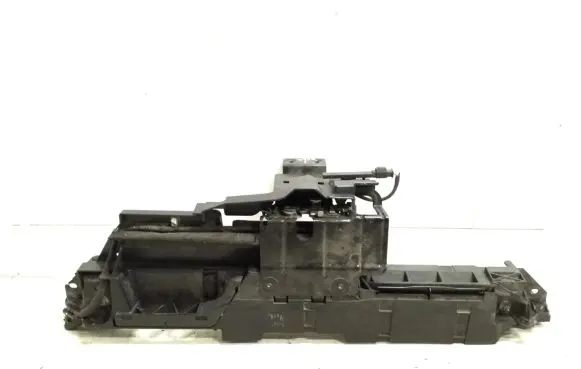 Top upper radiator support slam panel