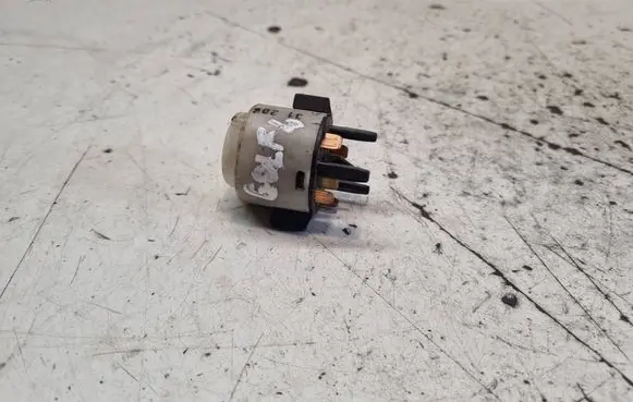 Volkswagen Golf IV Ignition lock contact 04160200 4B0905849