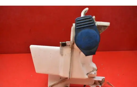 Volkswagen PASSAT B6 Windshield washer fluid reservoir/tank 3C0955453J