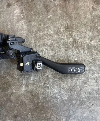 Volkswagen Jetta V Wiper control stalk 1K0953519C