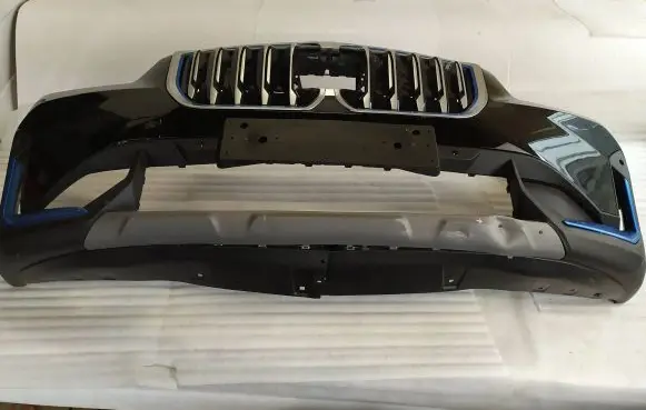 BMW X1 U11 Front bumper 21163611 9883580
