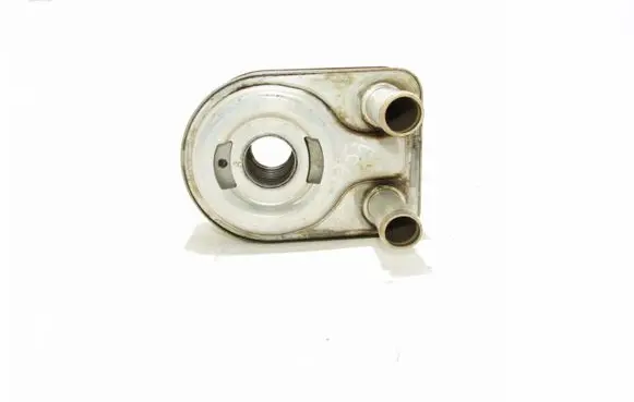 Ford B-MAX Oil filter mounting bracket