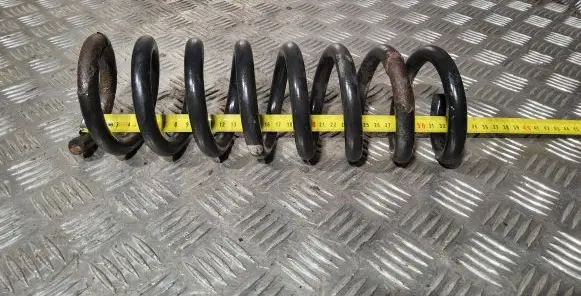 Mercedes-Benz C W203 Rear coil spring