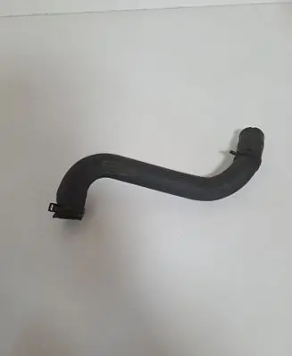 Mercedes-Benz GLA W156 Engine coolant pipe/hose A2465010282