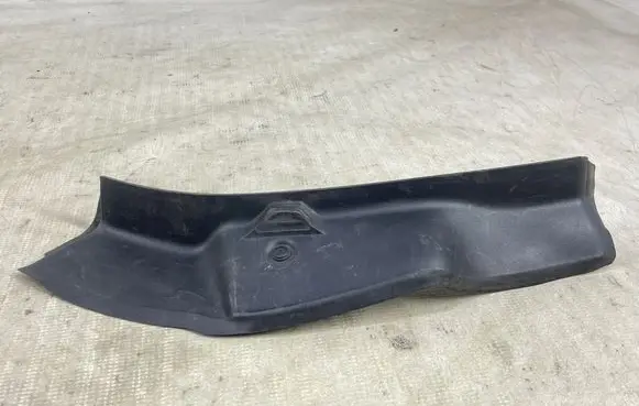 Mercedes-Benz E W213 Rear/tail light trim molding A2136900802