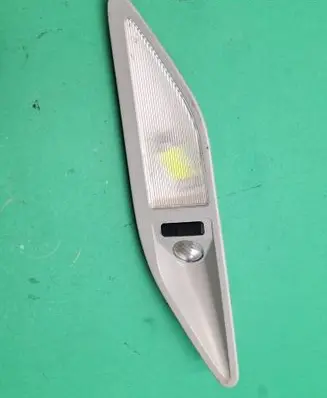 BMW 5 E39 Rear seat light 8363611