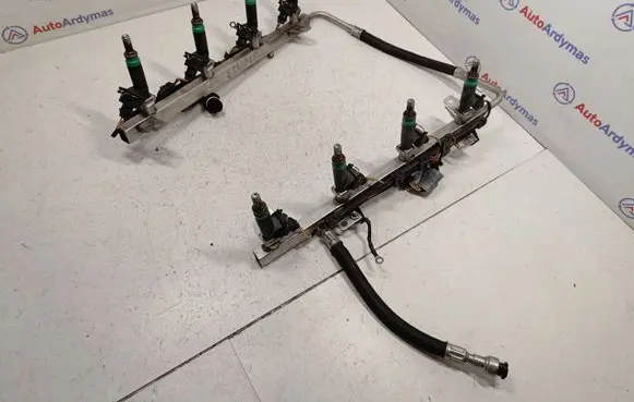 Fuel injector supply line/pipe
