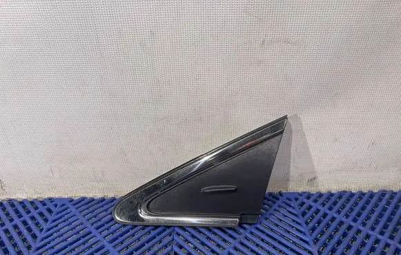 Toyota Avensis T270 Other front door trim element 6011805021 T0Y0TA