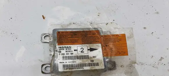 Nissan Terrano Airbag control unit/module 285568F200 0285001186