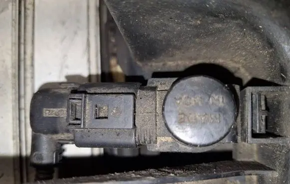 Volkswagen Phaeton Turbo solenoid valve