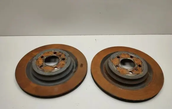 Mercedes-Benz E W212 Rear brake disc A1664230312