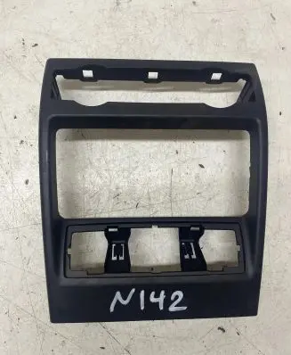 BMW X5 E70 Radio/GPS head unit trim 773201 6959957 P011140102