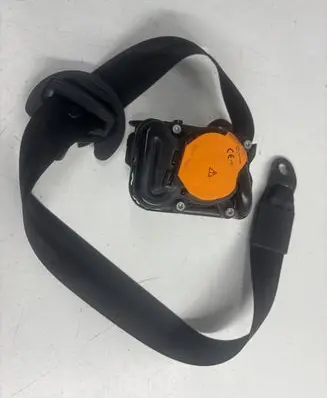 Audi Q3 8U Front seatbelt 8U0857705C