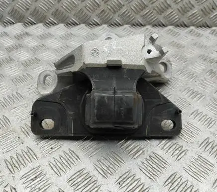 Mazda CX-30 Engine mount bracket BDGF39070A
