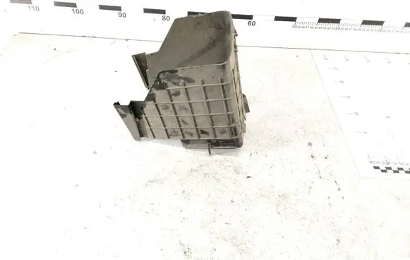 Volkswagen PASSAT B6 Battery box tray 1K0915335C