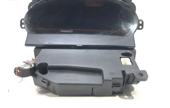 Toyota Yaris Speedometer (instrument cluster) 21658091-5