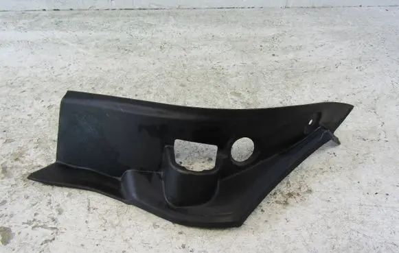 BMW X4 G02 Tailgate trim 7424428