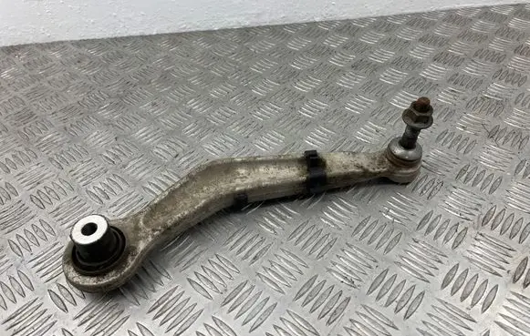 Rear control arm