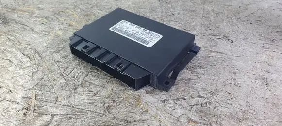 Mercedes-Benz C W203 Parking PDC control unit/module A2035454932