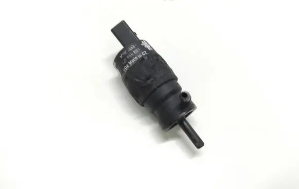 Audi A6 S6 C5 4B Windscreen/windshield washer pump 1J5955651