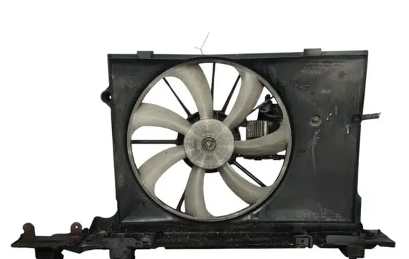 Toyota Avensis T220 Air conditioning (A/C) fan (condenser) 