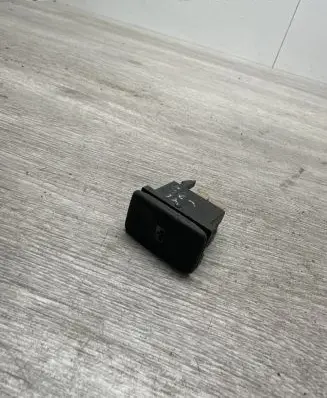 Seat Ibiza III (6L) Quarter vent window switch 
