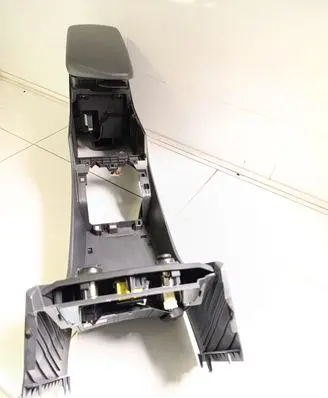 Hyundai Ioniq Center console 86411G7000