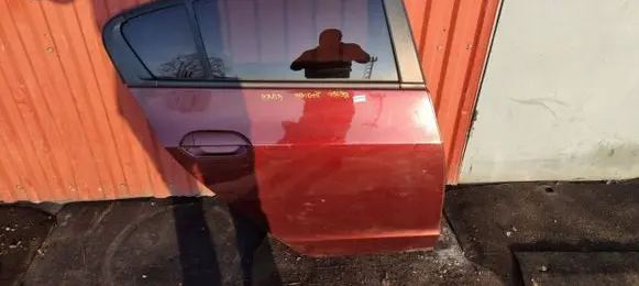 Honda Insight Rear door
