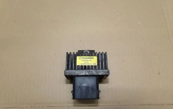 Renault Espace IV Glow plug pre-heat relay 8200859243