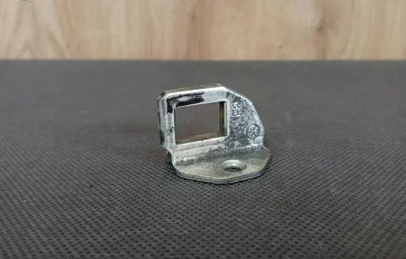 Mercedes-Benz CLK A209 C209 Tailgate/trunk/boot lock/latch/bracket A2037580003 2037580003