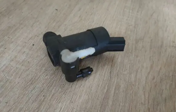 Ford S-MAX Windscreen/windshield washer pump