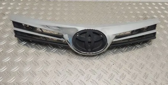 Toyota Corolla E160 E170 Front bumper upper radiator grill 5311102A80