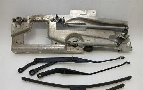 Aston Martin DB9 Front wiper linkage and motor CD4317504DA
