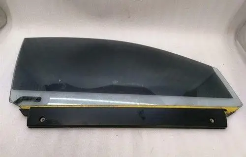Mercedes-Benz CL C215 Front door window glass four-door A2157200218