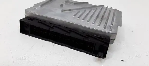 Volvo V70 Engine control unit/module 0000156236 03627471