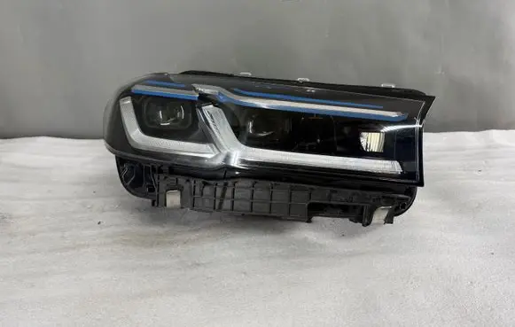 BMW 5 G30 G31 G38 Headlight/headlamp 9850588