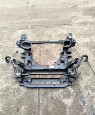 BMW X5M E70 Front subframe P679971803 T6257462