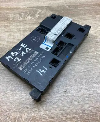 Mercedes-Benz E W211 Door control unit/module 2118200426 356802Used