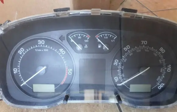 Skoda Octavia Mk1 (1U) Speedometer (instrument cluster) 1U0920901E 11008014601