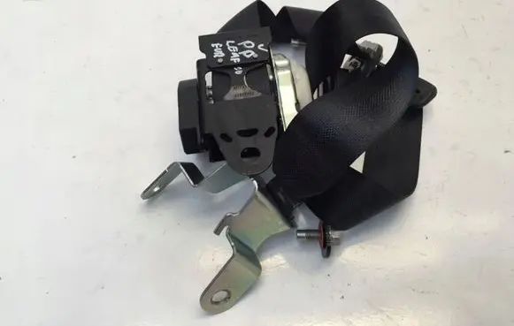 Nissan Leaf II (ZE1) Front seatbelt 638265001G