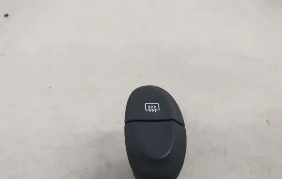 Windscreen/window heater switch