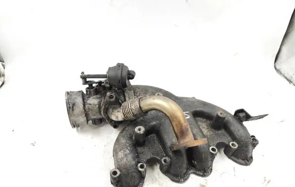 Audi A6 S6 C5 4B EGR valve 038131501AL 028910049