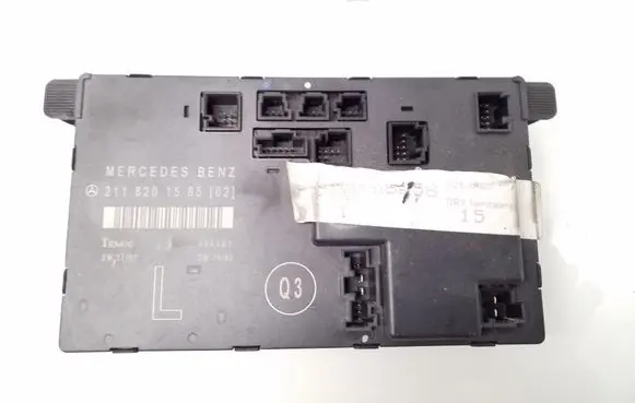 Mercedes-Benz E W211 Door control unit/module 2118201585